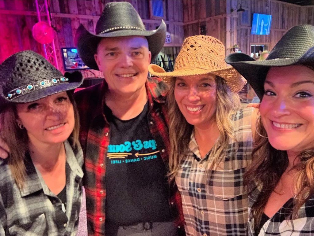 Line dancing at the Rocking Horse Bar & Grill for January 19th. Celebrating Jessica and Lyndsey's birthdays!